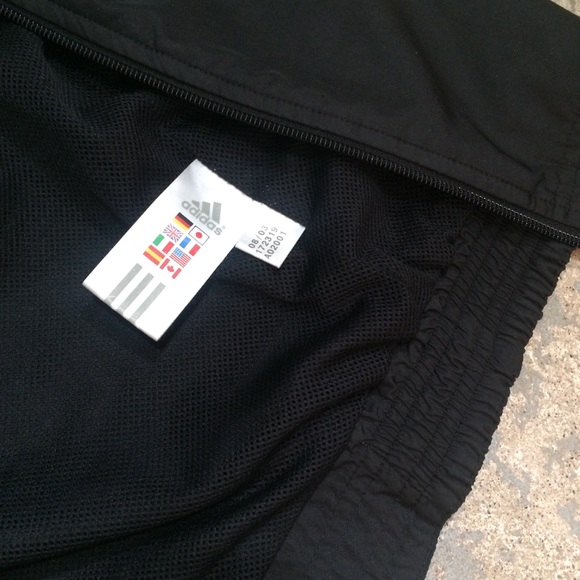 ✖️SOLD✖️ Adidas windbreaker jacket - Picture 6 of 6